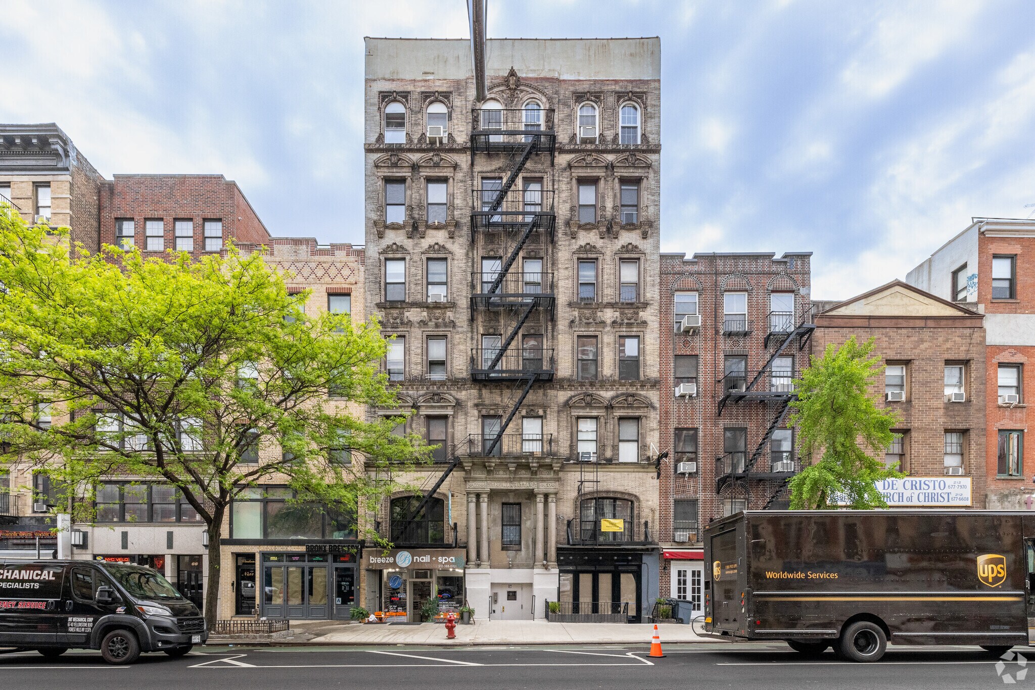 60-62 2nd Ave, New York, NY à louer Photo principale– Image 1 sur 6