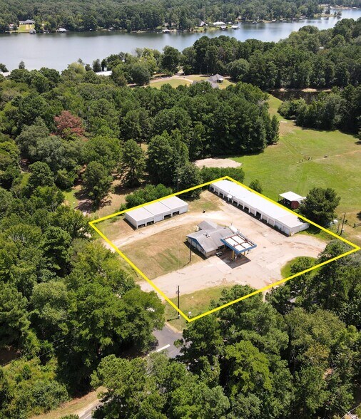 13852 FM 747 S, Jacksonville, TX à vendre - Photo de l’immeuble – Image 1 sur 16