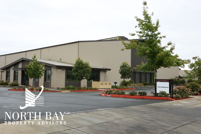 3300 N Laughlin Rd, Santa Rosa, CA à louer - Photo de l’immeuble – Image 3 sur 21