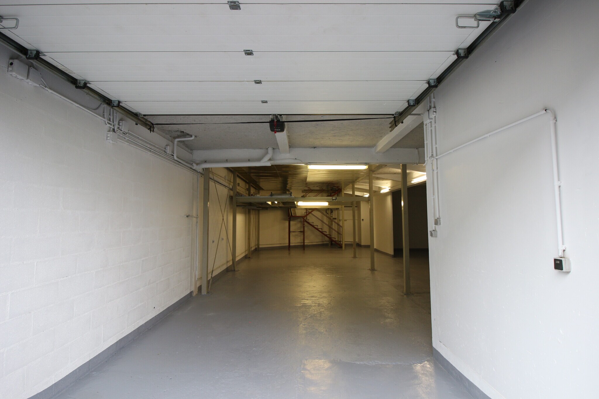 Industriel/Logistique dans Champigny-sur-Marne à louer Photo principale– Image 1 sur 5