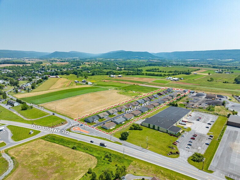 48 Pacific Ave, Milroy, PA à vendre - Photo principale – Image 1 sur 3