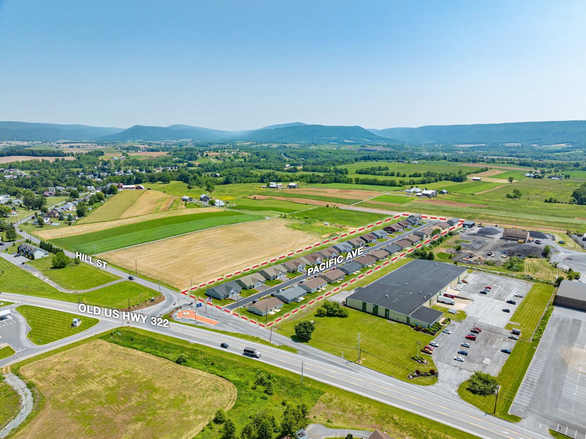 48 Pacific Ave, Milroy, PA à vendre Photo principale– Image 1 sur 4