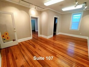 440 N Donnelly St, Mount Dora, FL à louer Photo intérieure– Image 1 sur 5