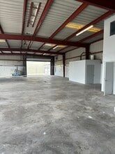 11440 N Woodside Ave, Santee, CA à louer Photo de l’immeuble– Image 1 sur 5