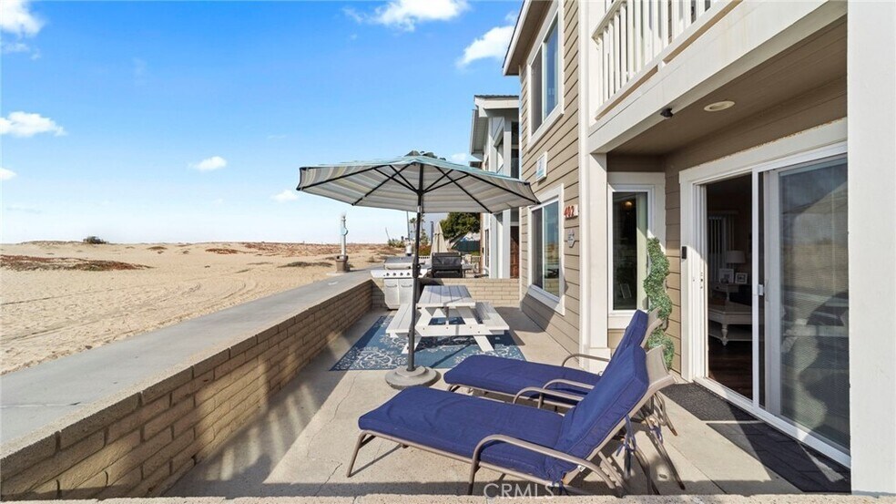 402 E Oceanfront, Newport Beach, CA à vendre - Photo de l’immeuble – Image 2 sur 5