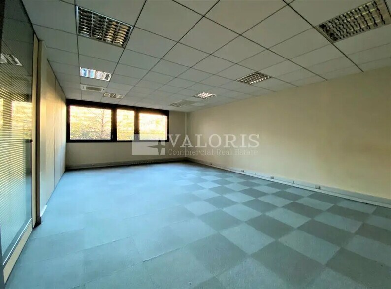 Bureau dans Lyon à louer - Photo de l’immeuble – Image 3 sur 6