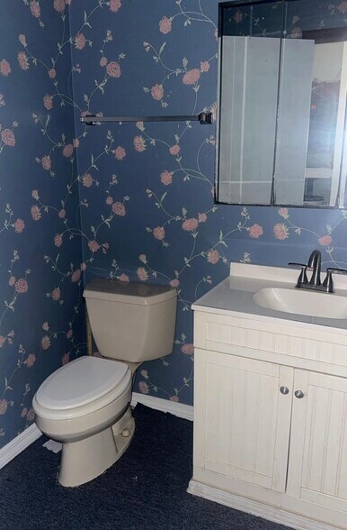 4351 Gautier Vancleave Rd, Gautier, MS à louer - Photo de l’immeuble – Image 3 sur 3