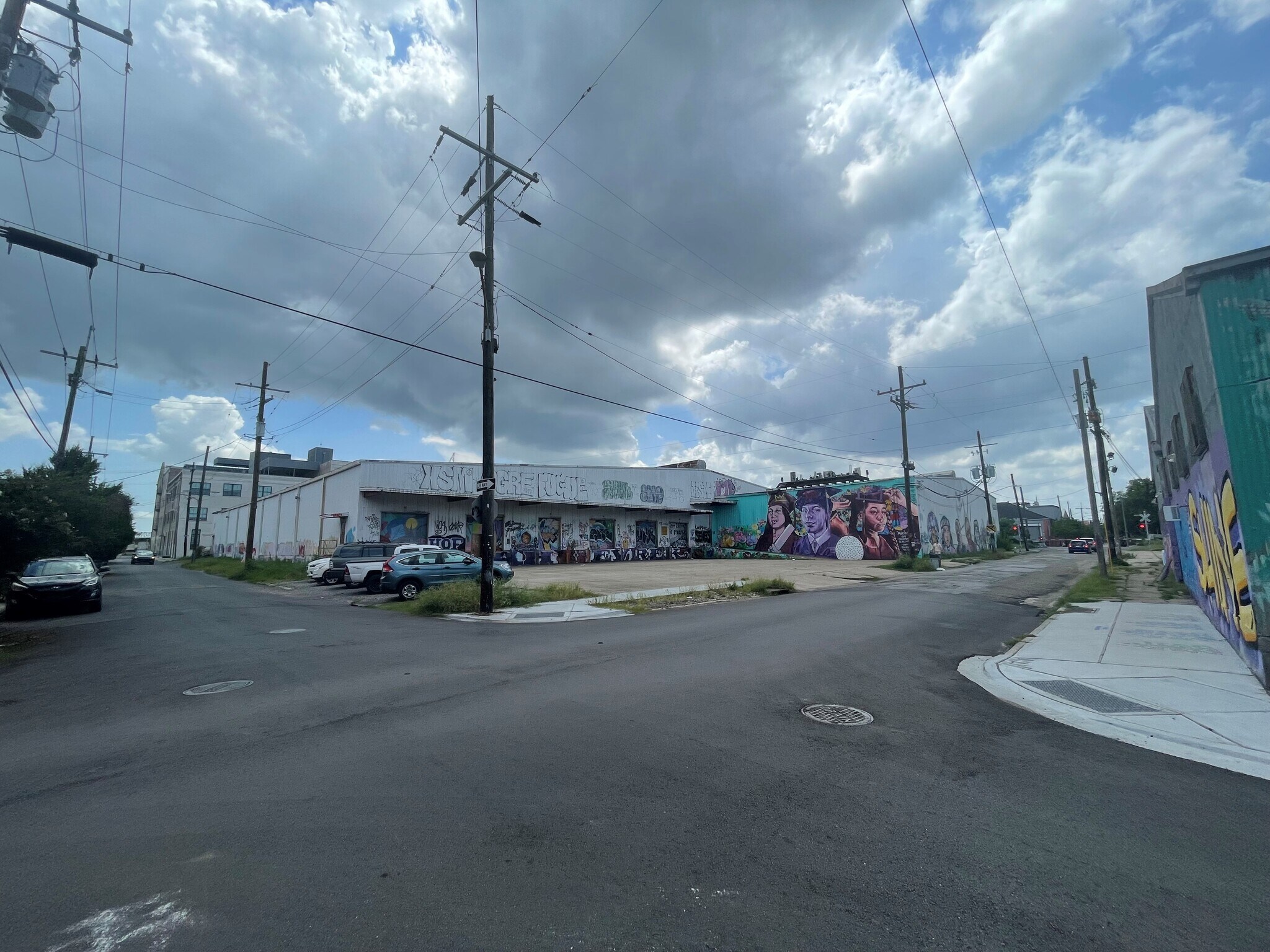 2940 Royal St, New Orleans, LA à louer Photo de l’immeuble– Image 1 sur 9