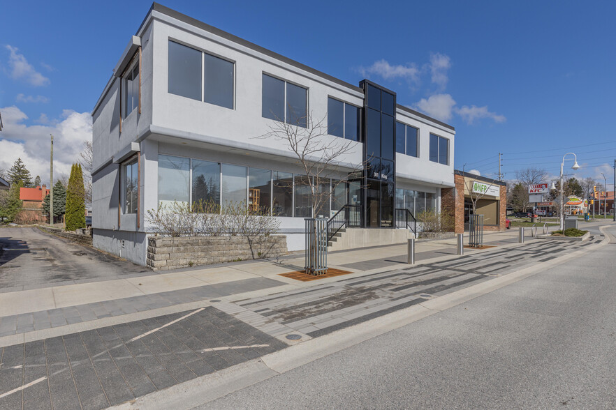 361 King St, Midland, ON à louer - Photo principale – Image 1 sur 14