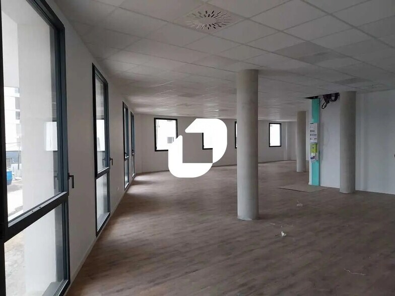 Bureau dans Montpellier à vendre - Photo de l’immeuble – Image 2 sur 8