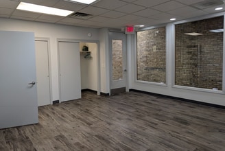 1549 S 38th St, Milwaukee, WI à louer Photo intérieure– Image 1 sur 4