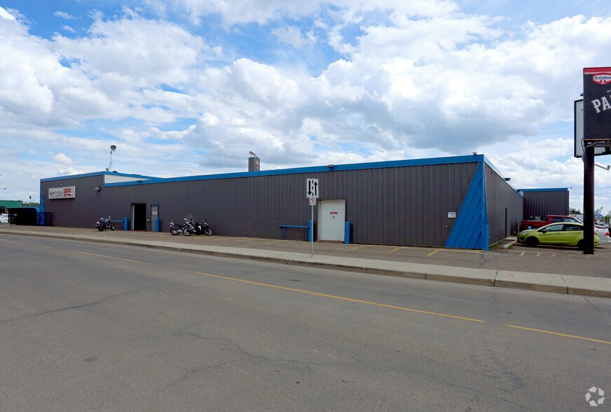 12505 97th St NW, Edmonton, AB à louer - Photo de l’immeuble – Image 2 sur 3