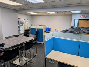 375 Valleybrook Rd, McMurray, PA à louer Photo intérieure– Image 1 sur 6