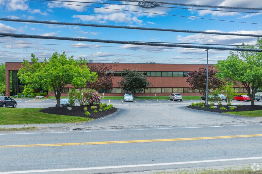 95 Billerica Ave, North Billerica, MA à louer - Photo de l’immeuble – Image 3 sur 22