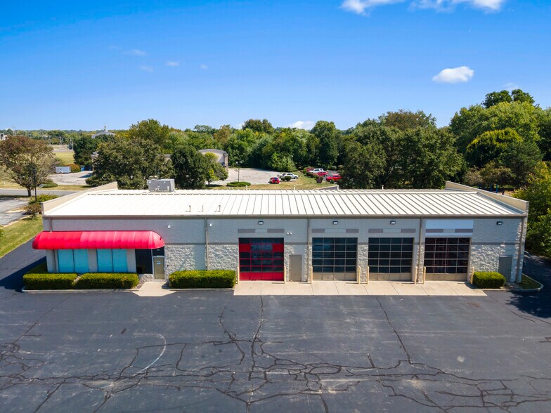 326 Western Blvd, Greenwood, IN à vendre - Photo de l’immeuble – Image 3 sur 16