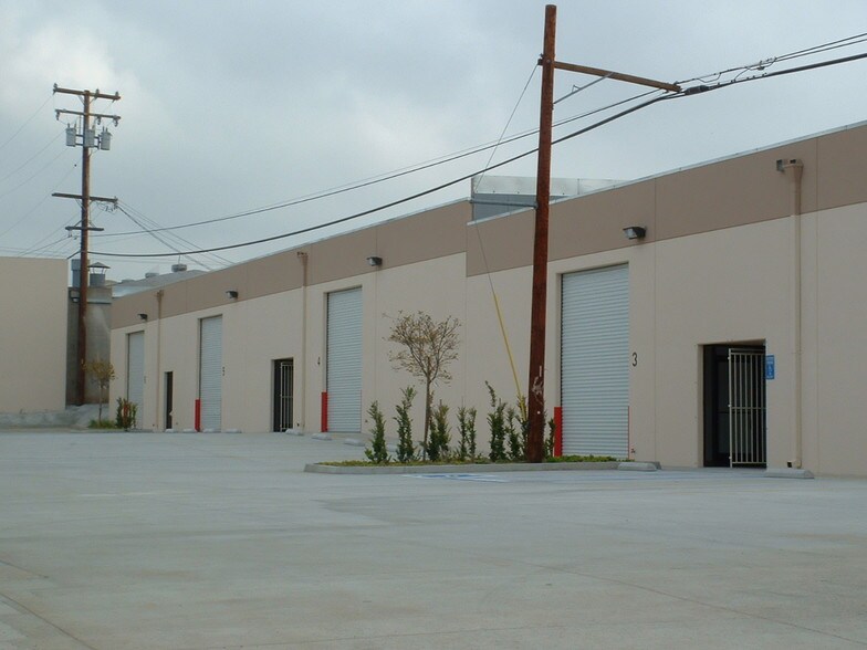 1237 W 134th St, Gardena, CA à louer - Photo de l’immeuble – Image 3 sur 9