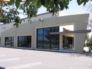 Plus de détails pour 2746 Loker Ave W, Carlsbad, CA - Industriel/Logistique à vendre
