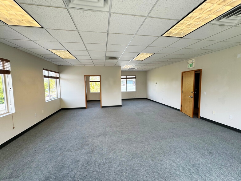 1110 Golf Club Rd SE, Lacey, WA à louer - Photo de l’immeuble – Image 3 sur 13