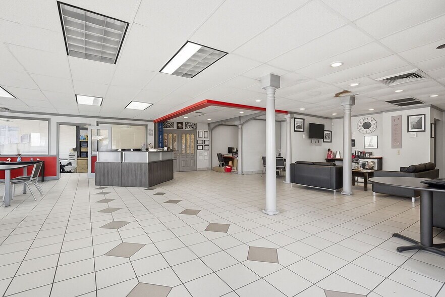 4343-4355 Torresdale Ave, Philadelphia, PA à vendre - Photo intérieure – Image 3 sur 29