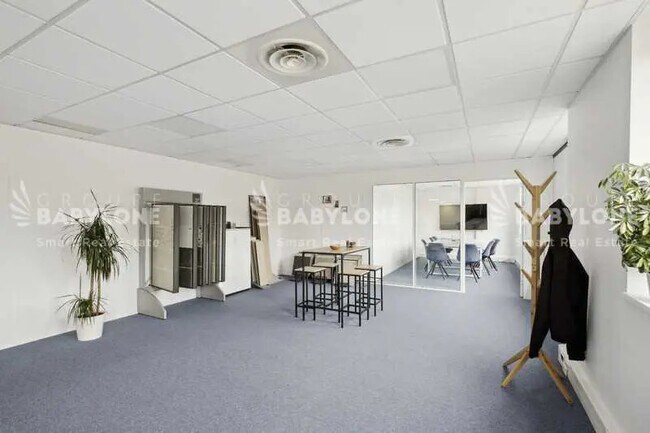Plus de détails pour Bureau à louer