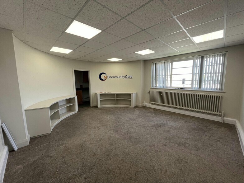 Stourport Rd, Kidderminster à louer - Photo de l’immeuble – Image 3 sur 7