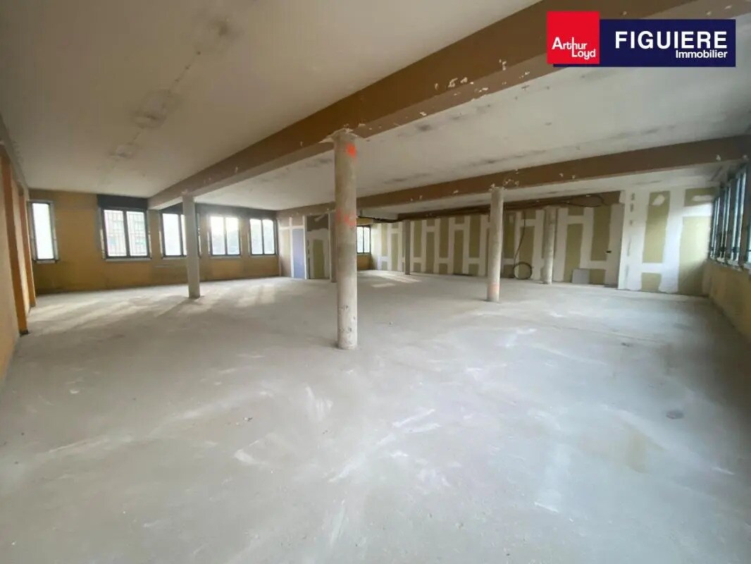 Bureau dans Port-de-Bouc à louer Photo de l’immeuble– Image 1 sur 10