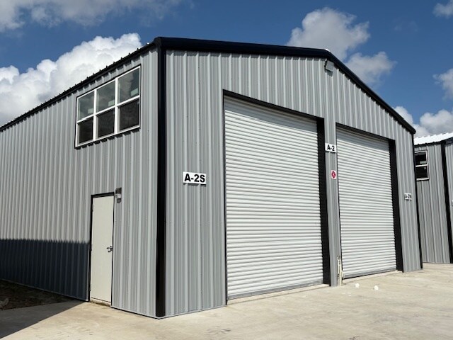 790 U.S. Rte 1, Oak Hill, FL à vendre - Photo de l’immeuble – Image 3 sur 11