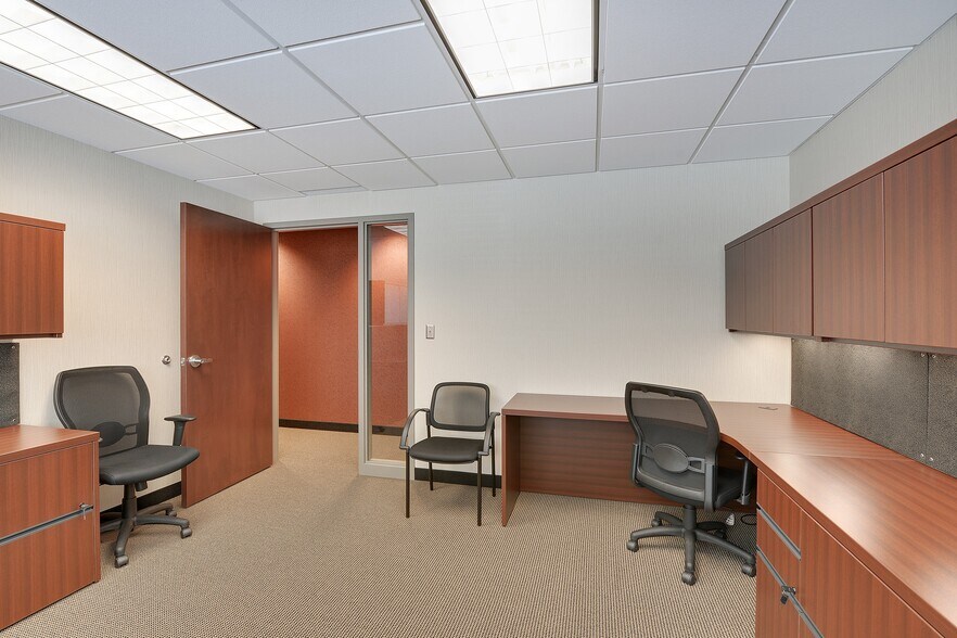 650 Dodge Ave NW, Elk River, MN à louer - Photo intérieure – Image 3 sur 8