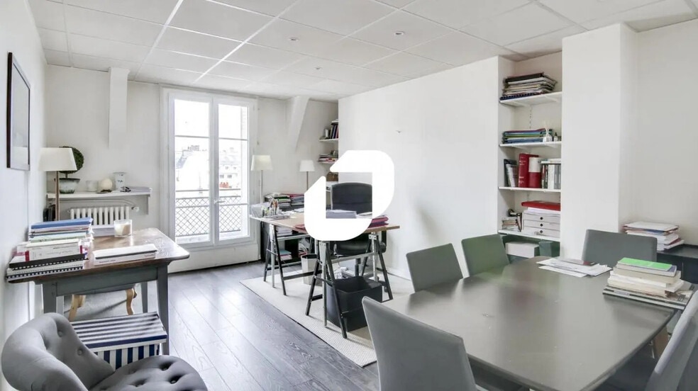 Rue Du Général Foy, Paris à louer - Photo intérieure – Image 3 sur 6