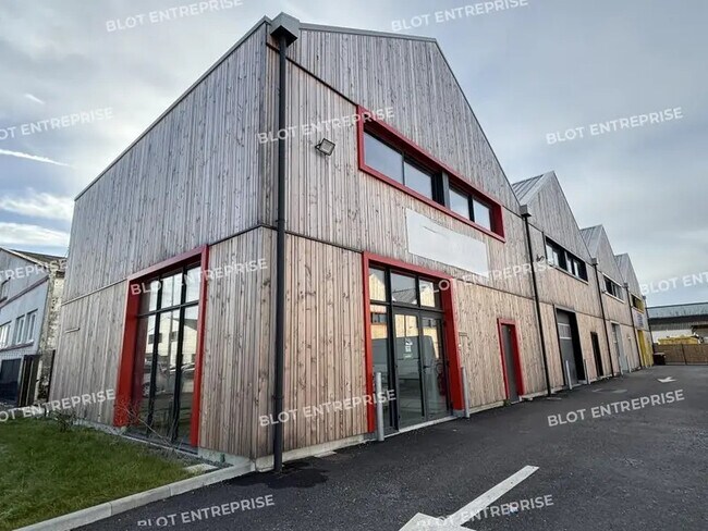 Plus de détails pour 11 Rue Des Compagnons, Saint-Herblain - Industriel/Logistique à louer
