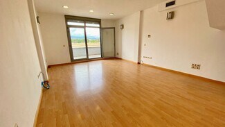 Plus de détails pour Bureau à vendre