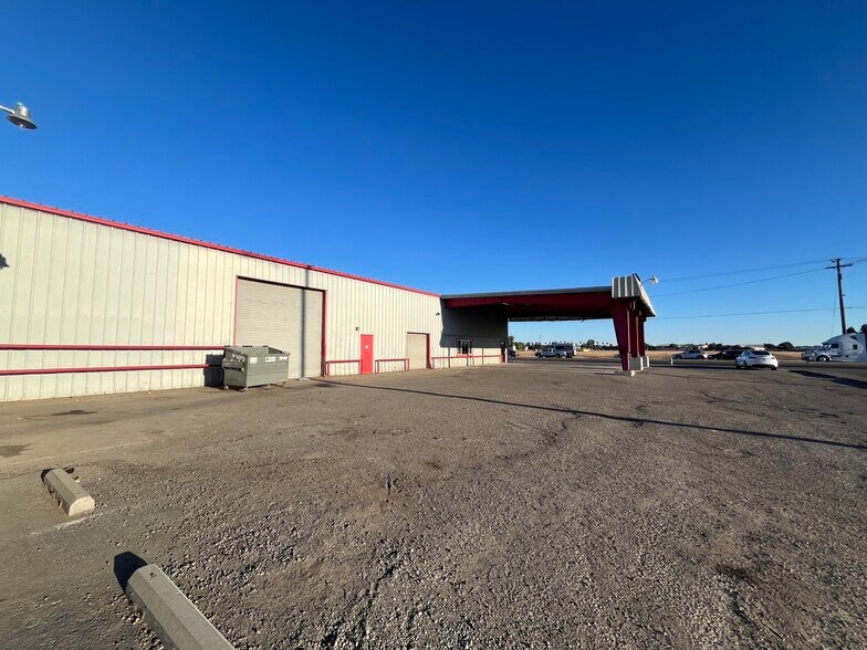 1743 E Pacheco Blvd, Los Banos, CA à vendre - Photo de l’immeuble – Image 2 sur 5