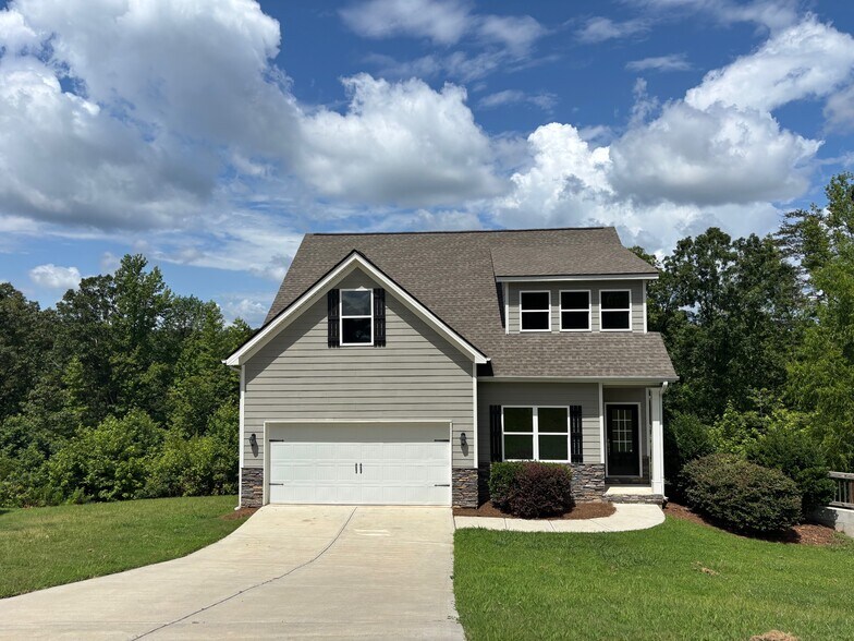 5885 Ridgedale Ct, Gainesville, GA à vendre - Photo principale – Image 1 sur 1