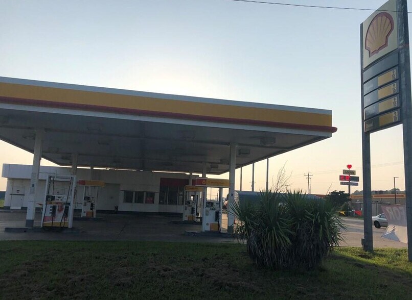 1001 S Woody Guthrie St, Okemah, OK à vendre - Photo de l’immeuble – Image 2 sur 12