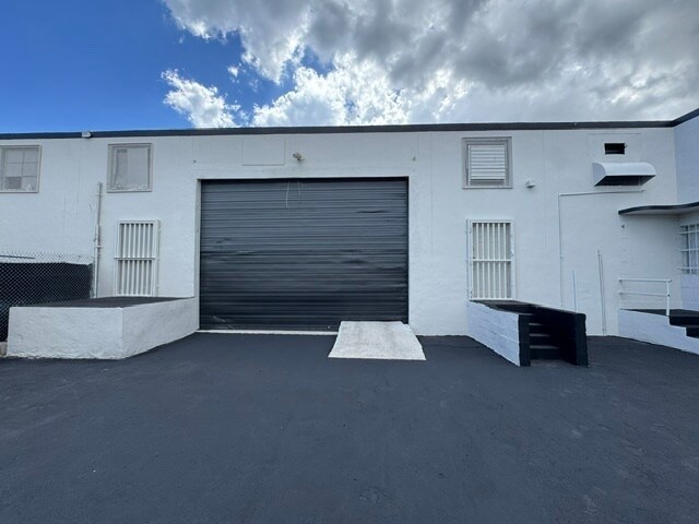 286-288 NE 67th St, Miami, FL à louer - Photo de l’immeuble – Image 3 sur 7