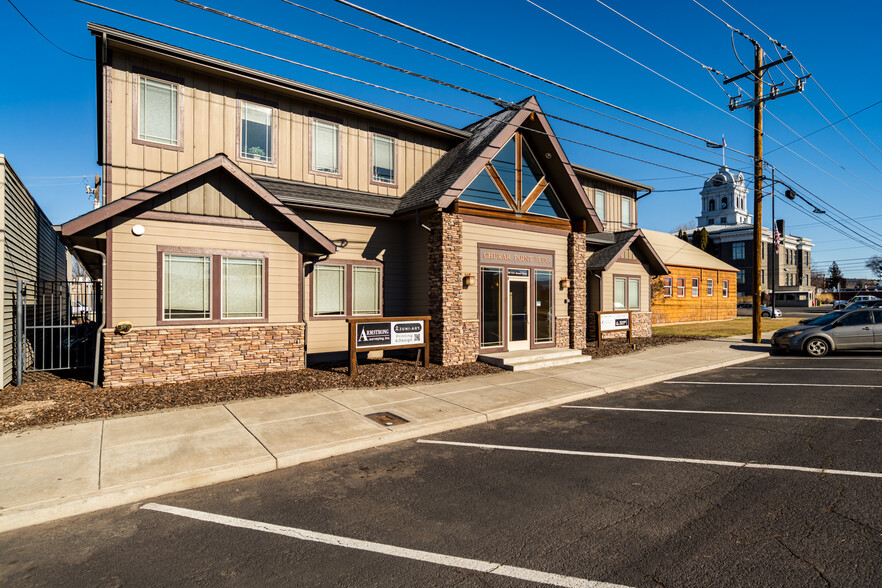 267 NE 2nd St, Prineville, OR à vendre - Photo de l’immeuble – Image 3 sur 25