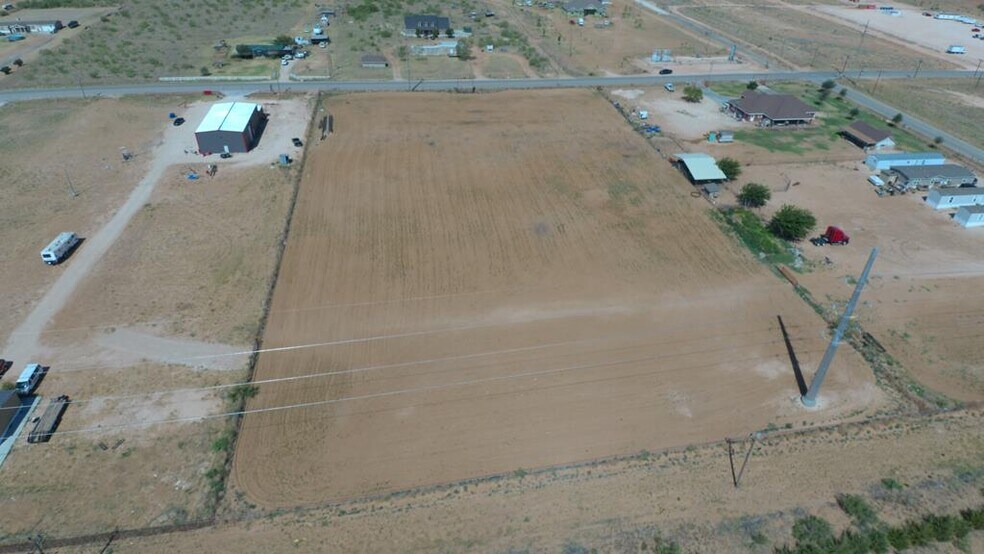 6501 S County Road 1160, Midland, TX à louer - Photo de l’immeuble – Image 2 sur 18