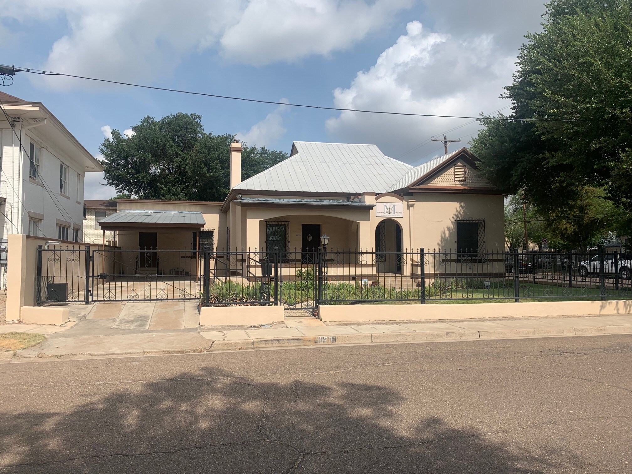 1020 Davis Ave, Laredo, TX à louer Photo principale– Image 1 sur 14