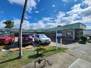 2070 N King St, Honolulu, HI à louer Photo de l’immeuble– Image 1 sur 6
