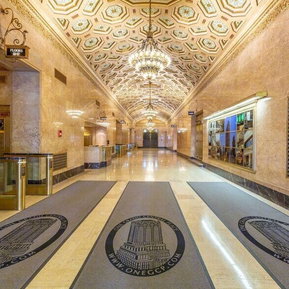 60 E 42nd St, New York, NY à louer - Photo de l’immeuble – Image 2 sur 12