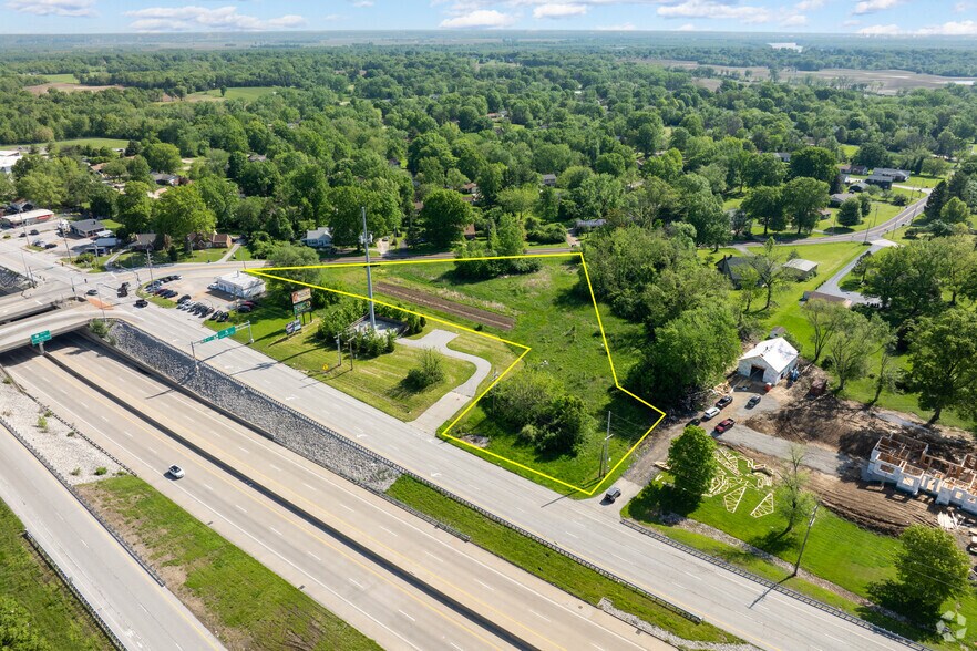 2034 New Jamestown Rd, Saint Louis, MO à vendre - Photo principale – Image 1 sur 12