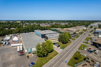 3330 Boul Des Entreprises, Terrebonne, QC - VUE AÉRIENNE  vue de carte