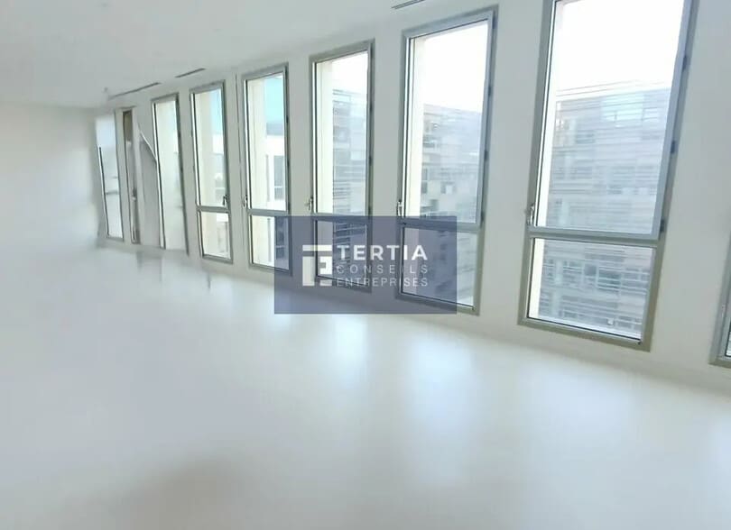 Bureau dans Montpellier à louer - Photo de l’immeuble – Image 2 sur 4