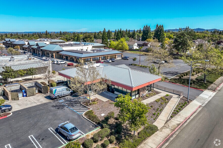 8731-8799 Auburn Folsom Rd, Granite Bay, CA à louer - Aérien – Image 2 sur 5
