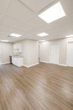 25 Charlton Ave E, Hamilton, ON à louer Photo intérieure– Image 1 sur 9