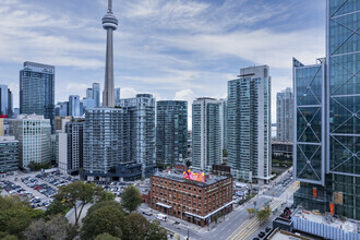 49 Spadina Ave, Toronto, ON - VUE AÉRIENNE  vue de carte