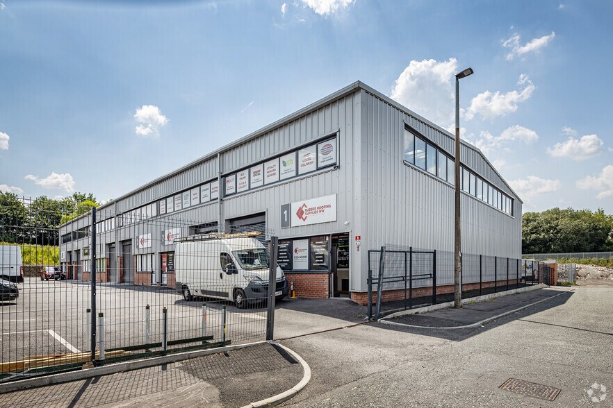 Gladstone St, Blackburn à louer - Photo de l’immeuble – Image 2 sur 3