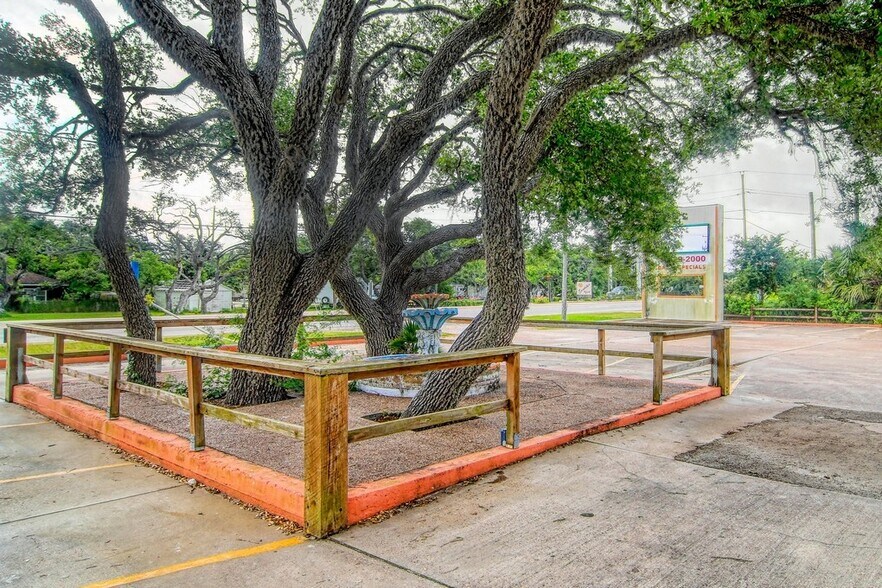 4061 Highway 35 N, Rockport, TX à vendre - Photo de l’immeuble – Image 2 sur 19