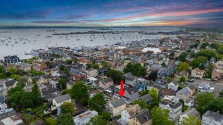 Plus de détails pour 13 Dean Ave, Newport, RI - Logement à vendre