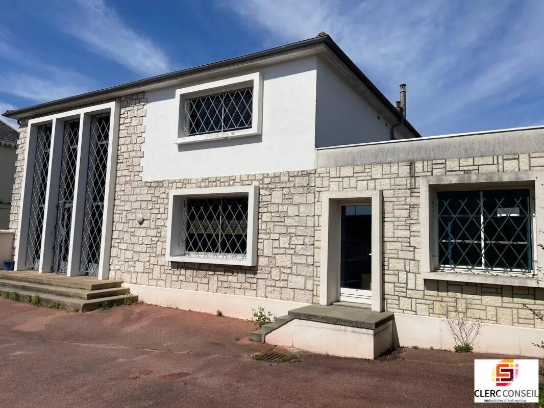 Bureau dans Louviers à vendre Photo de l’immeuble– Image 1 sur 11